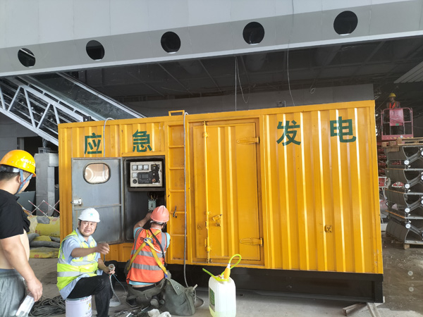 湖口怎样判断空气滤清器是否需要更换？